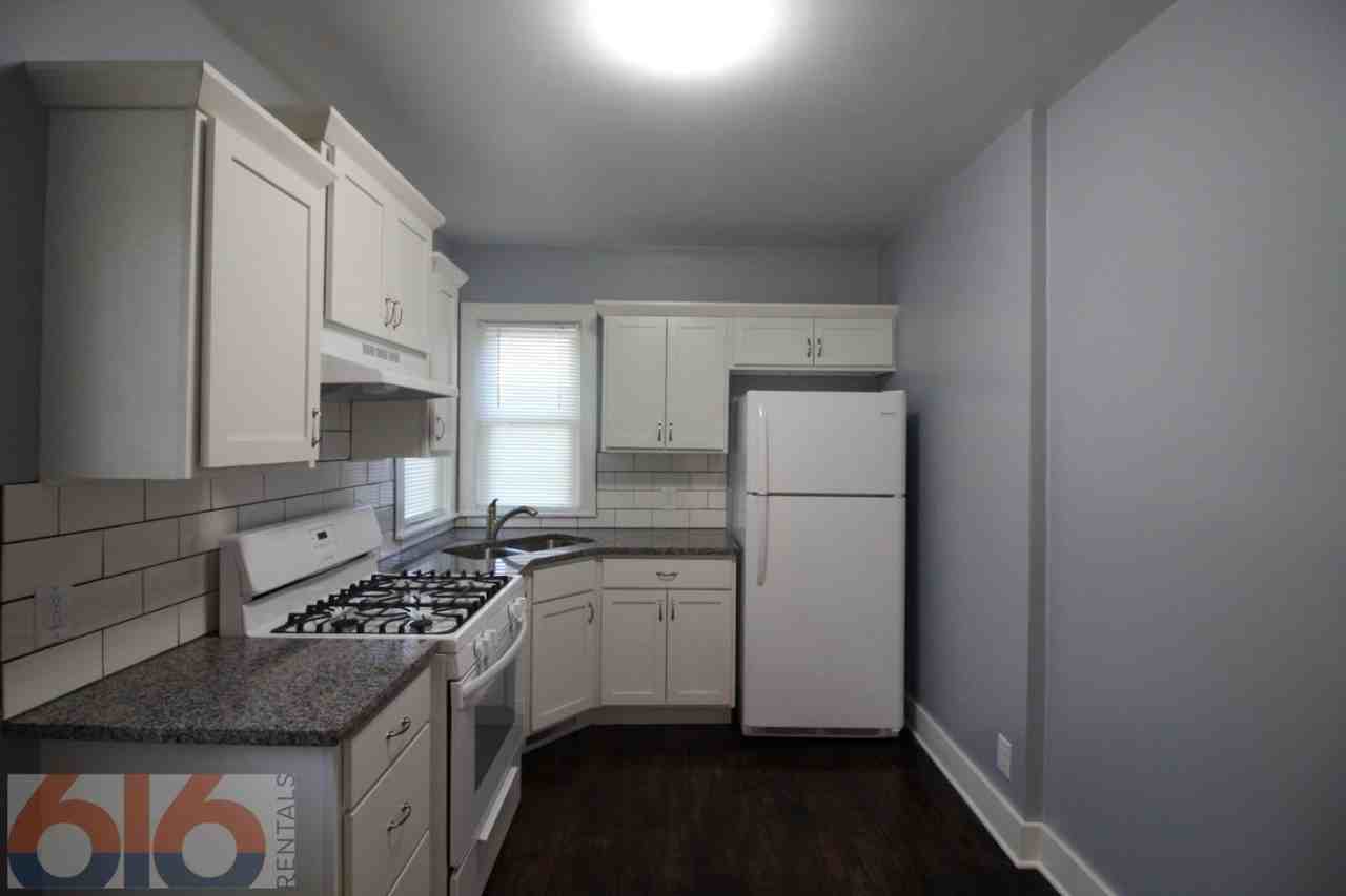 116 Gold - Photo 6 of 21