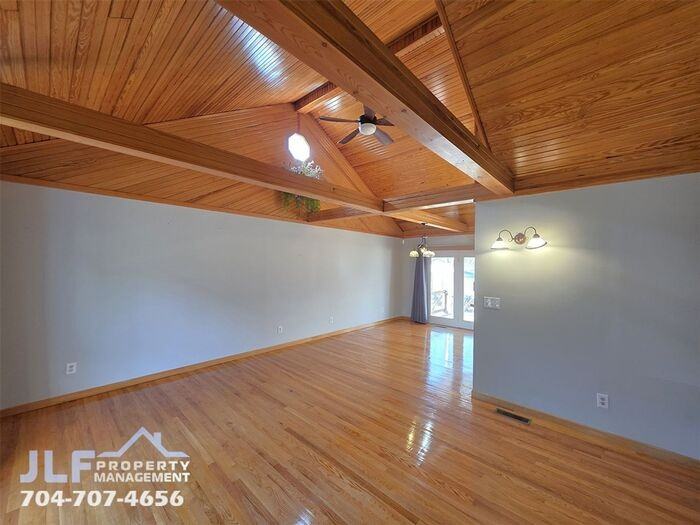 256 Georgewoods Dr - Photo 2 of 25