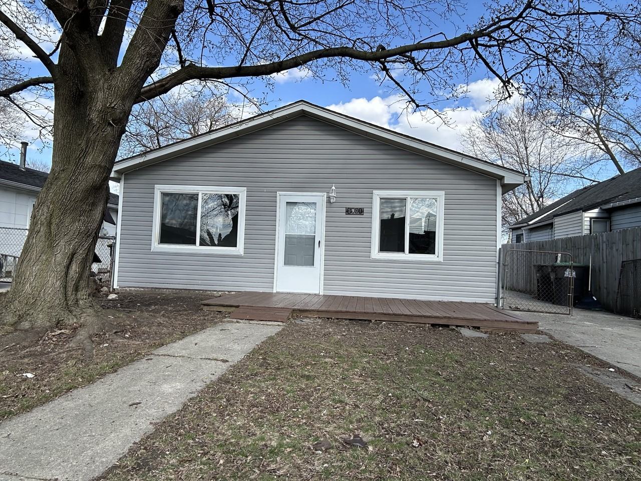 5901 Roosevelt St #NA - Photo 2 of 12