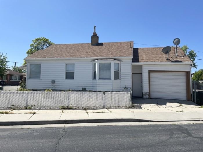 4880 S Wasatch St - Photo 2 of 15