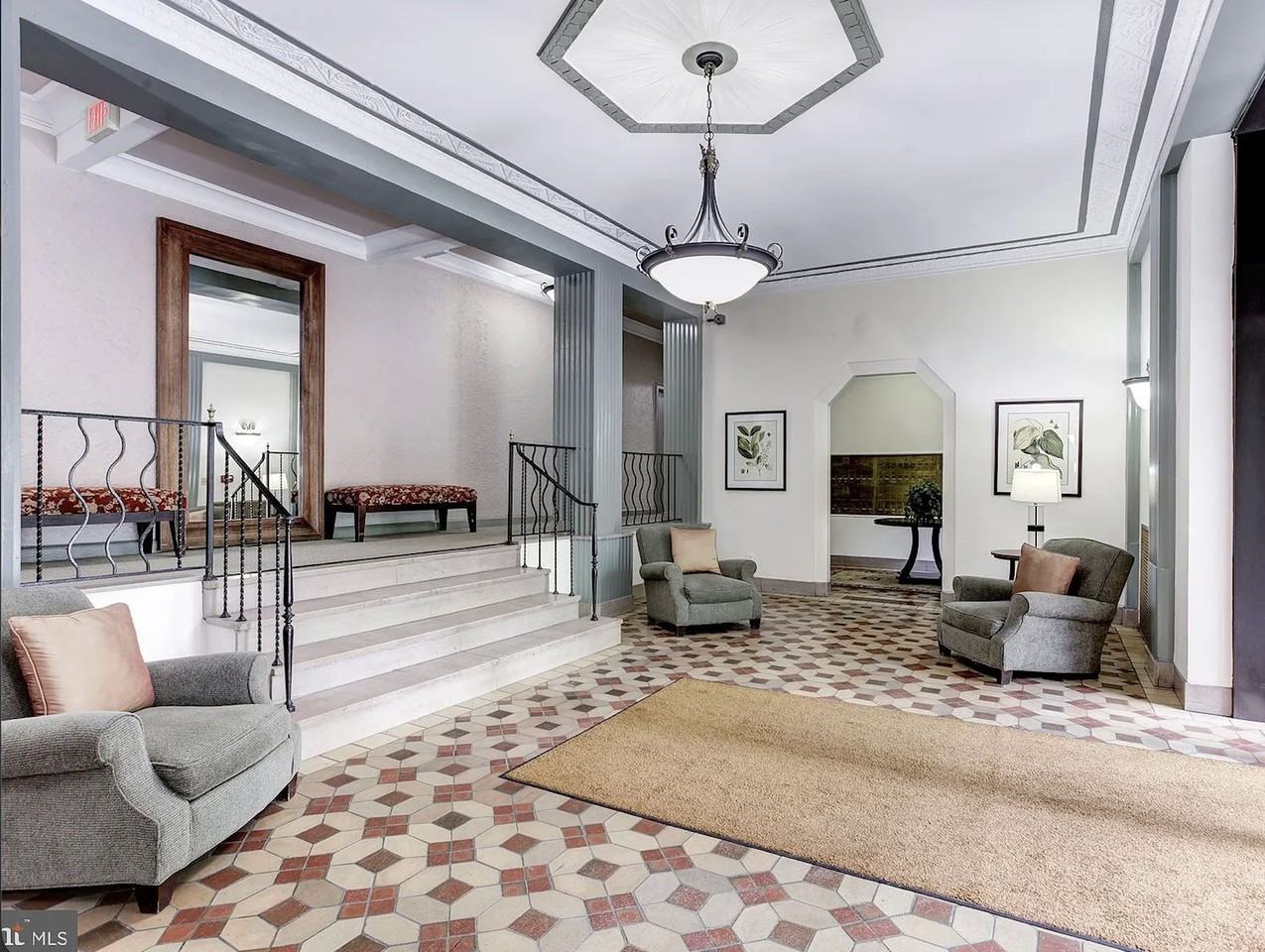 4007 Connecticut Ave Nw #406 - Photo 2 of 11