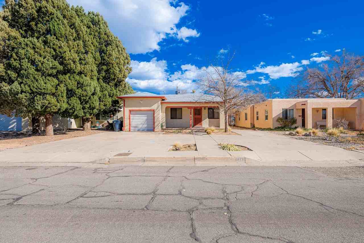 624 Adams St Ne - Photo 2 of 11