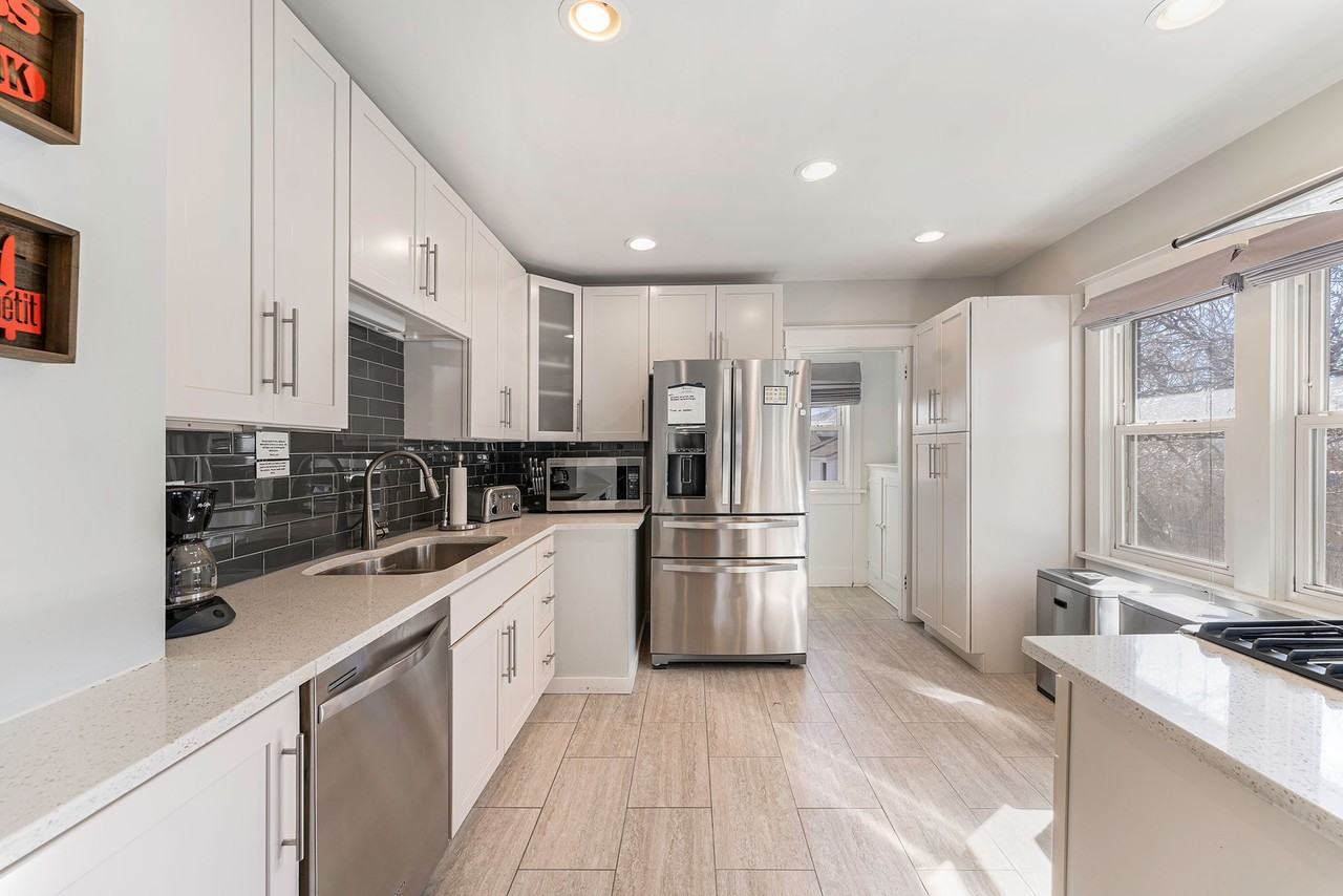 4456 Grant St #1 - Photo 4 of 16