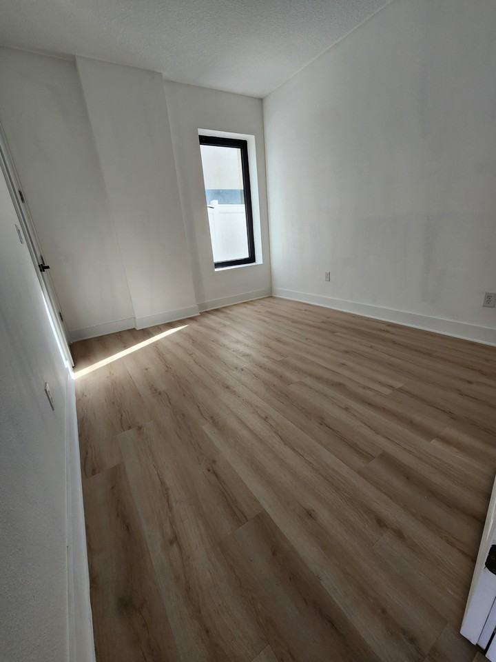 1321 N Central Ave 1st Fl #1stFL - Photo 6 of 10