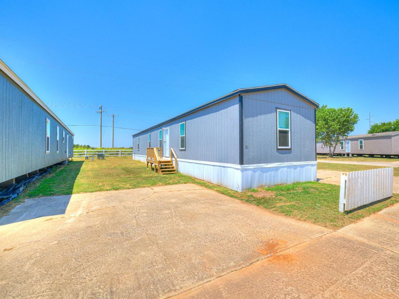 801 North Leo Street - Photo 5 of 10