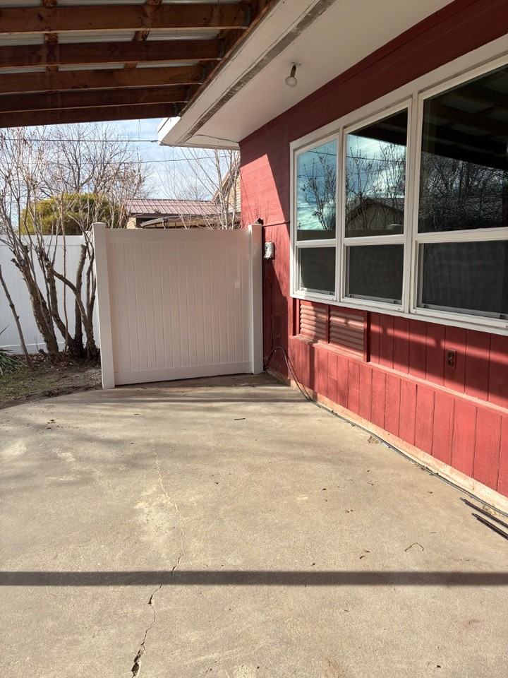 1001 7th St - Photo 5 of 15