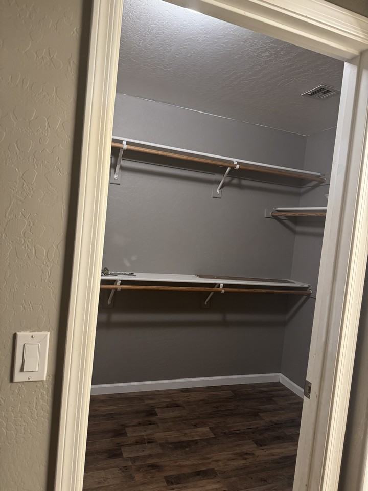 3046 W Grenadine Rd #NA - Photo 5 of 9