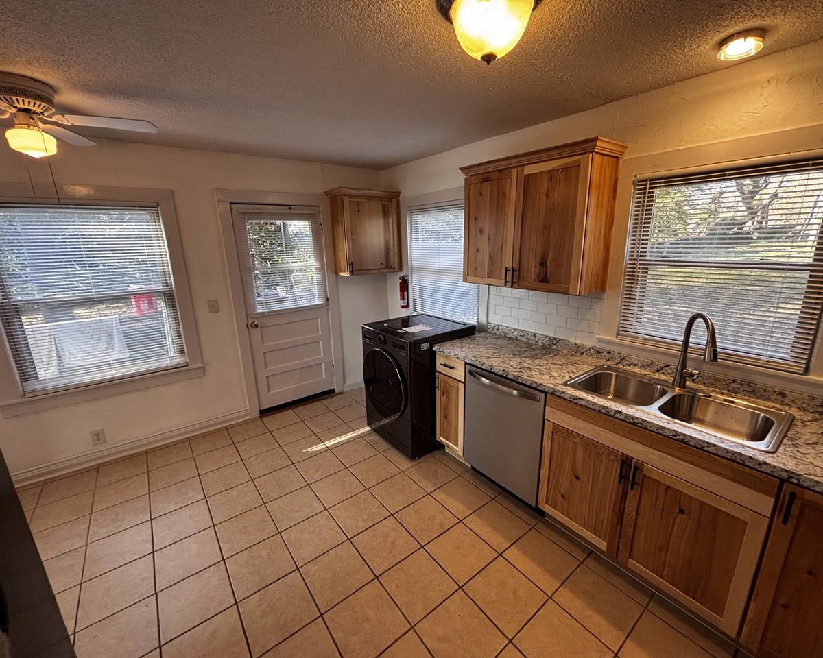 3588 N Jackson Hwy #NA - Photo 3 of 10