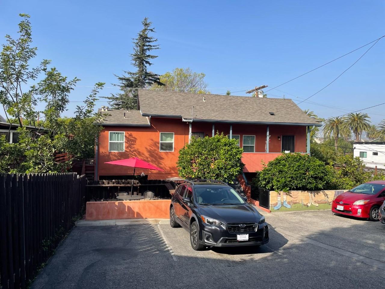 951-955 Hyperion Avenue - Photo 2 of 4