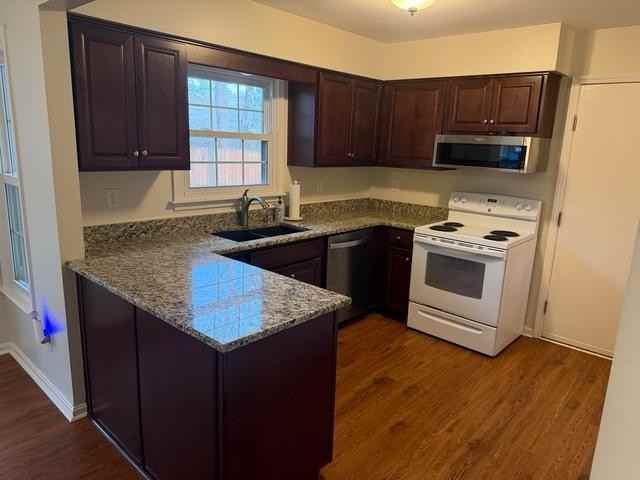 525 Vineleaf Dr - Photo 7 of 20