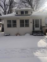 featured image of 757 Lawrence St #1