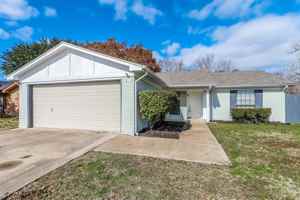 featured image of 3713 Longstraw Dr