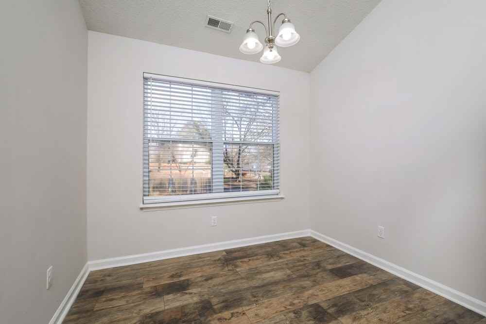 746 Brewers Glynn Ct - Photo 6 of 16