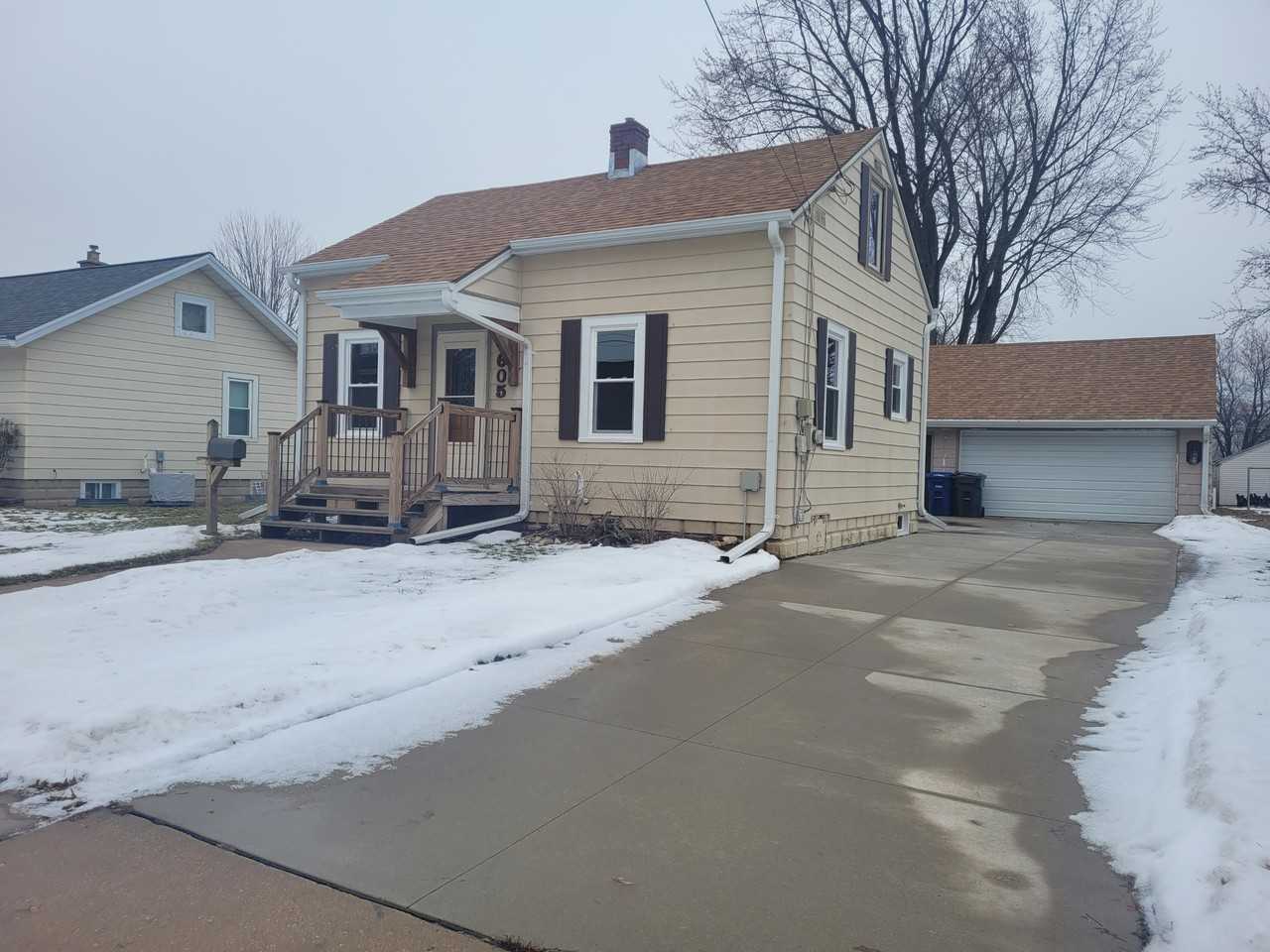 605 Pierce Ave #1 - Photo 2 of 15