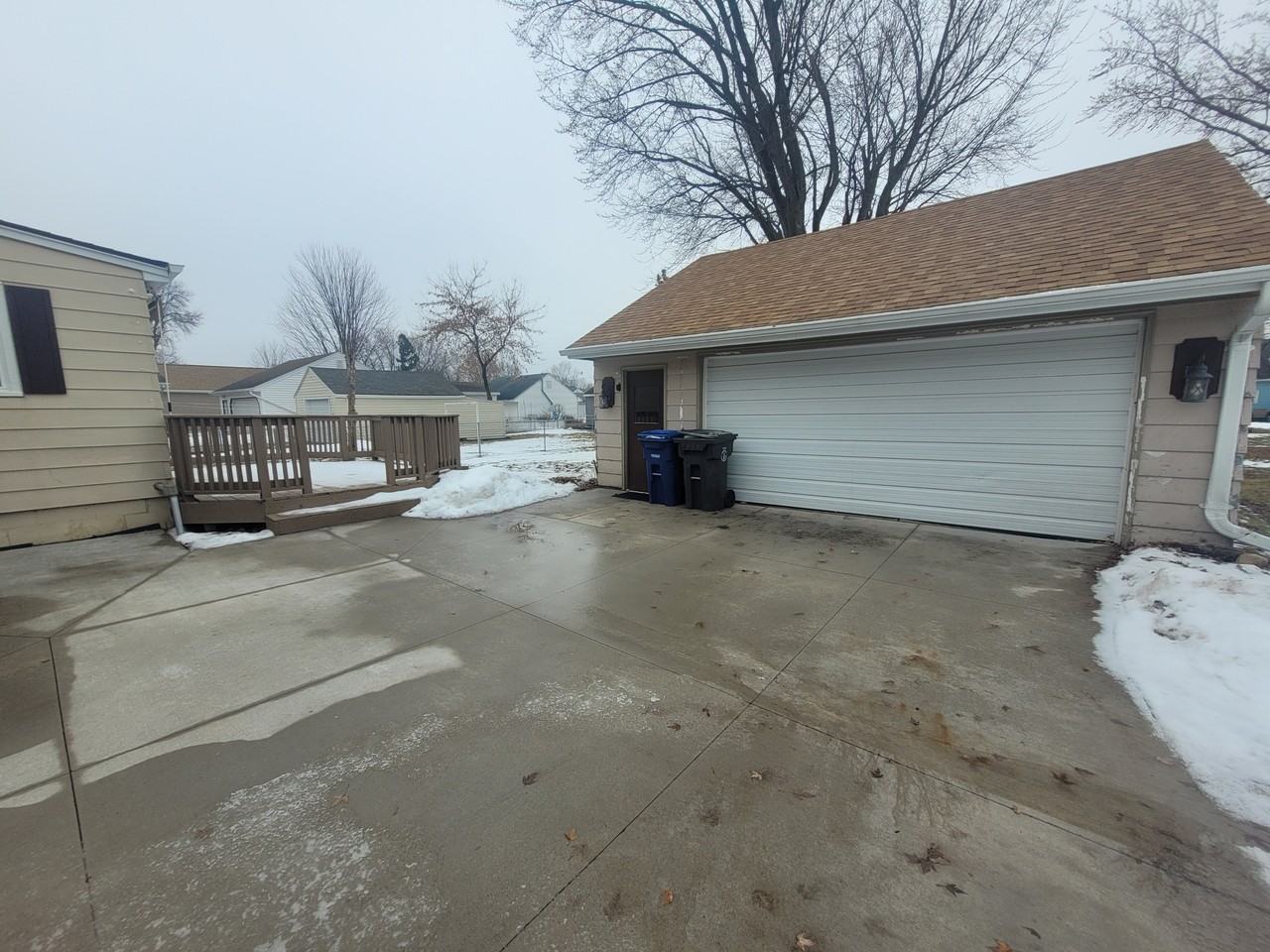 605 Pierce Ave #1 - Photo 3 of 15