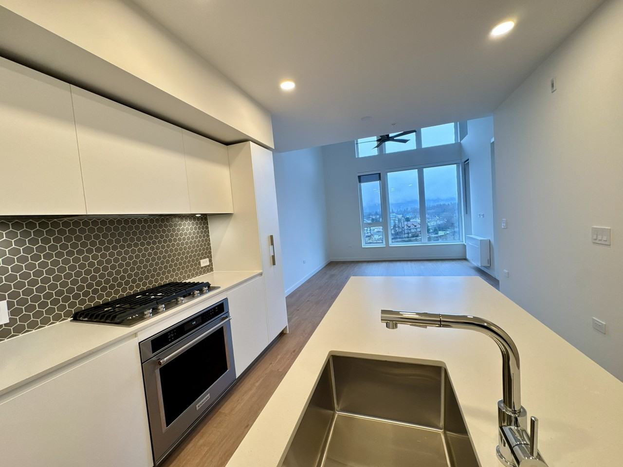 1500 Scott Crescent #613 - Photo 4 of 37