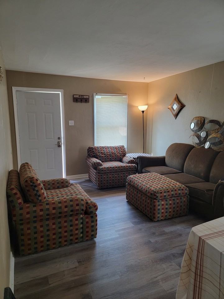 857 Nassau Dr #NA - Photo 6 of 10