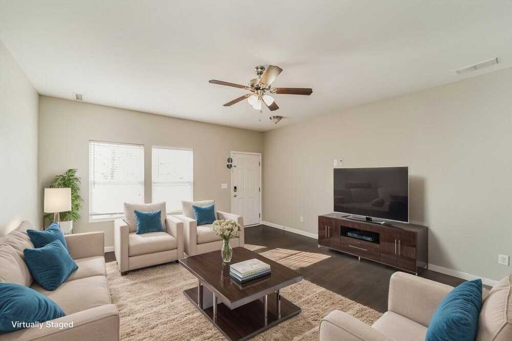 4828 Abercromby St - Photo 6 of 23