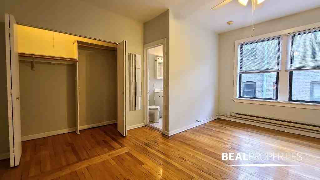 1050 W George St - Photo 5 of 6