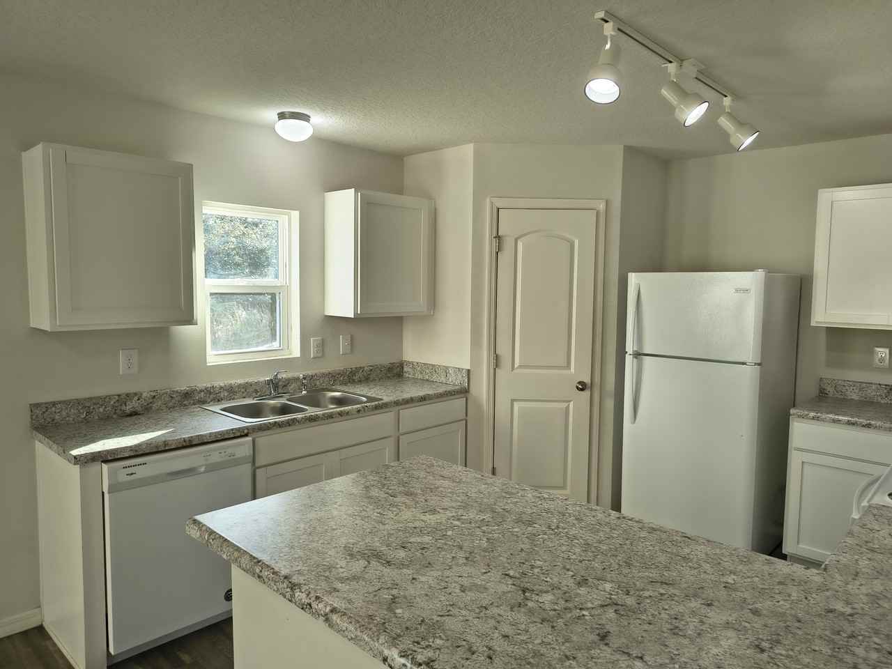 275 Hyacinth Court New 2025 #1 - Photo 4 of 26