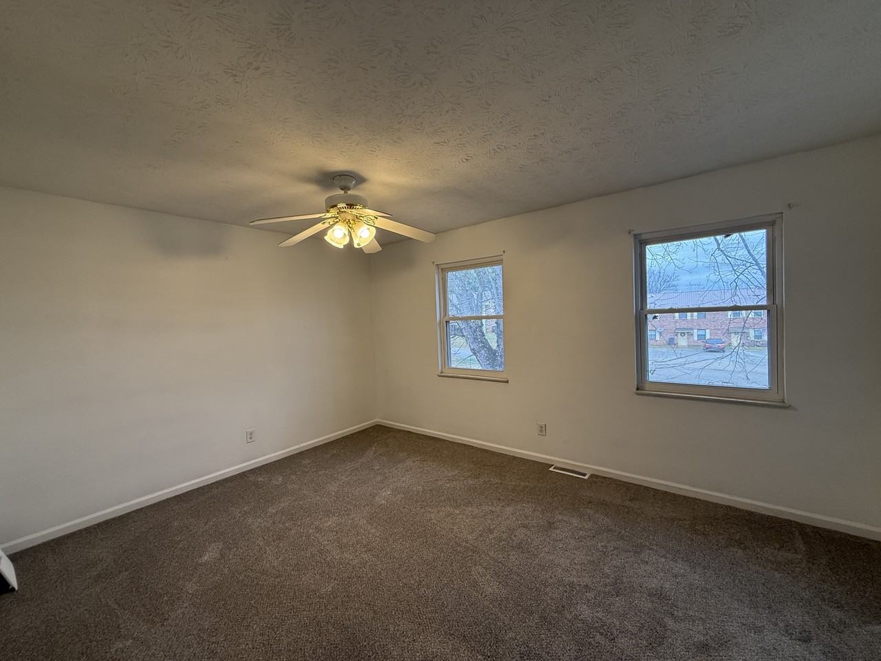 103 Stonetree Dr #1 - Photo 6 of 14