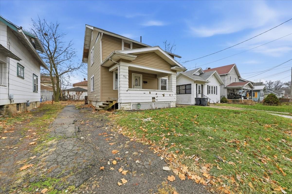 559 Cortlandt Ave #1 - Photo 3 of 24