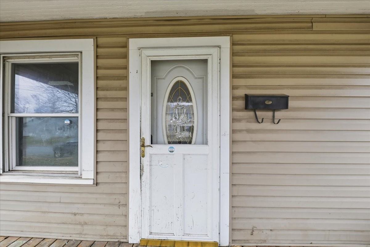 559 Cortlandt Ave #1 - Photo 4 of 24