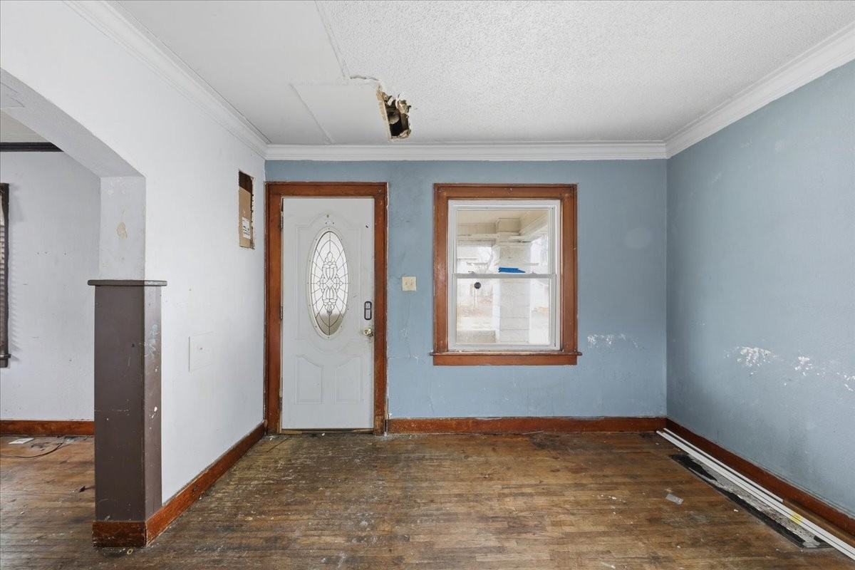 559 Cortlandt Ave #1 - Photo 7 of 24