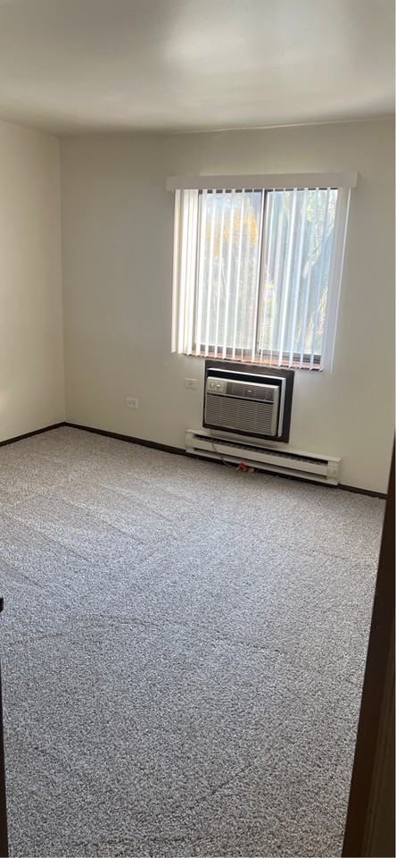1926 10th St #201 - Photo 4 of 8