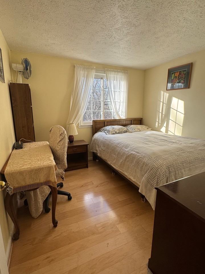 7520 Weatherby Dr - Photo 5 of 6