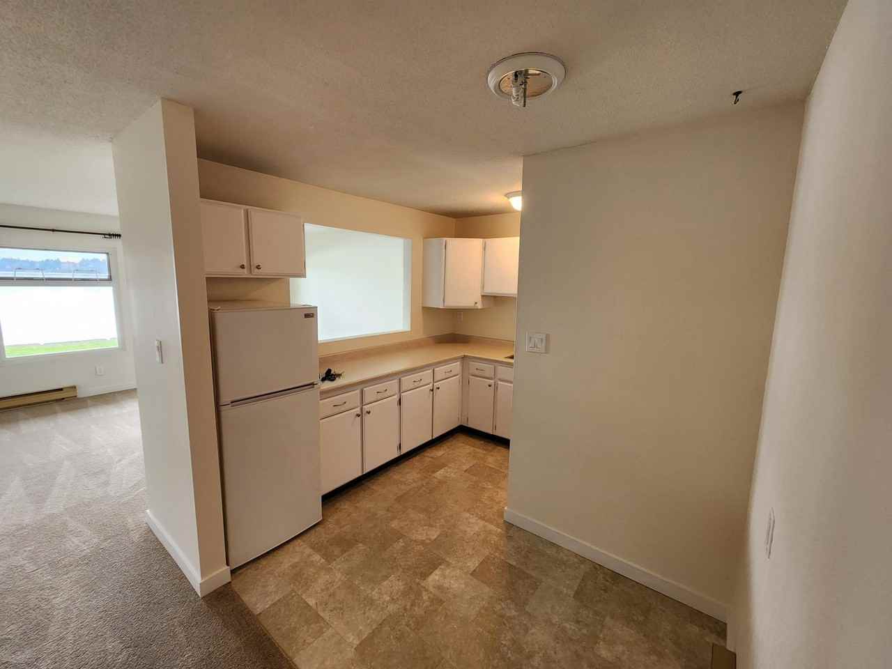 1986 Glenidle Rd #4 - Photo 7 of 13