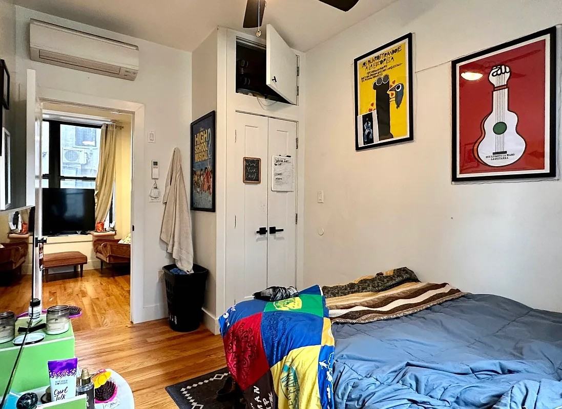 279 Kosciuszko St #105 - Photo 2 of 8