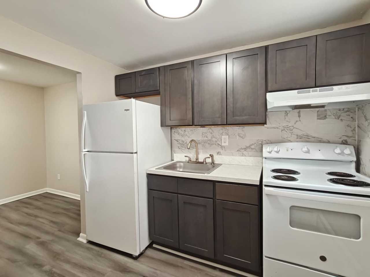 300 Main St #A11 - Photo 2 of 8