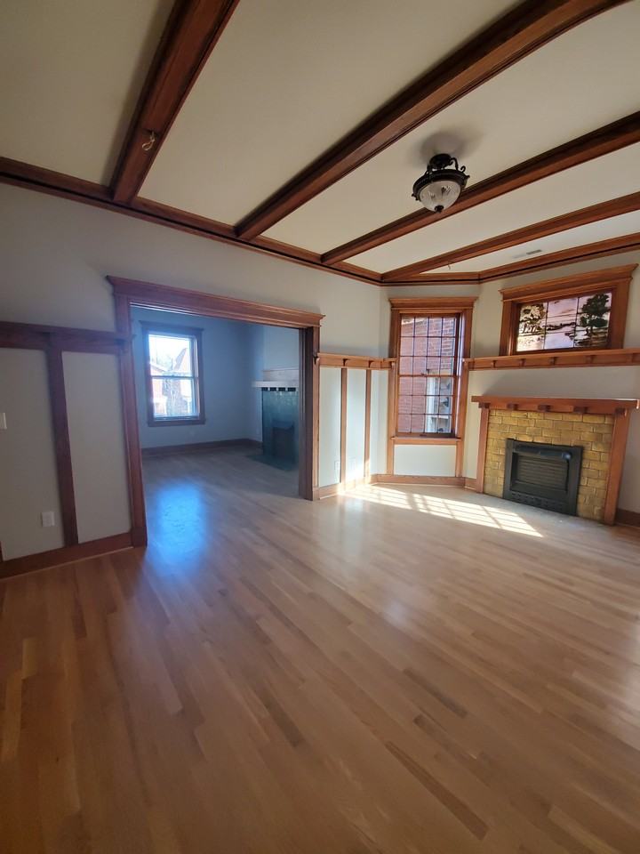 6124 Waterman Blvd #6124 - Photo 2 of 3