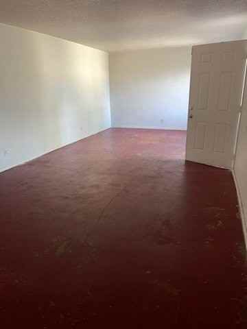 445 Charleston St Se #D - Photo 5 of 8