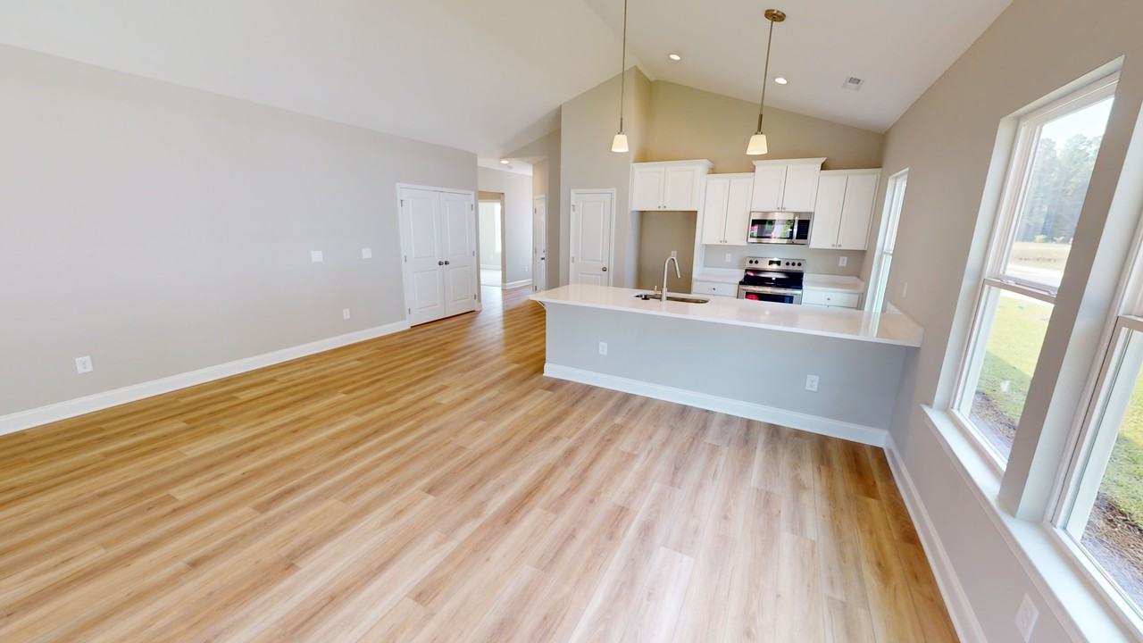 1012 Moen Loop - Photo 5 of 22