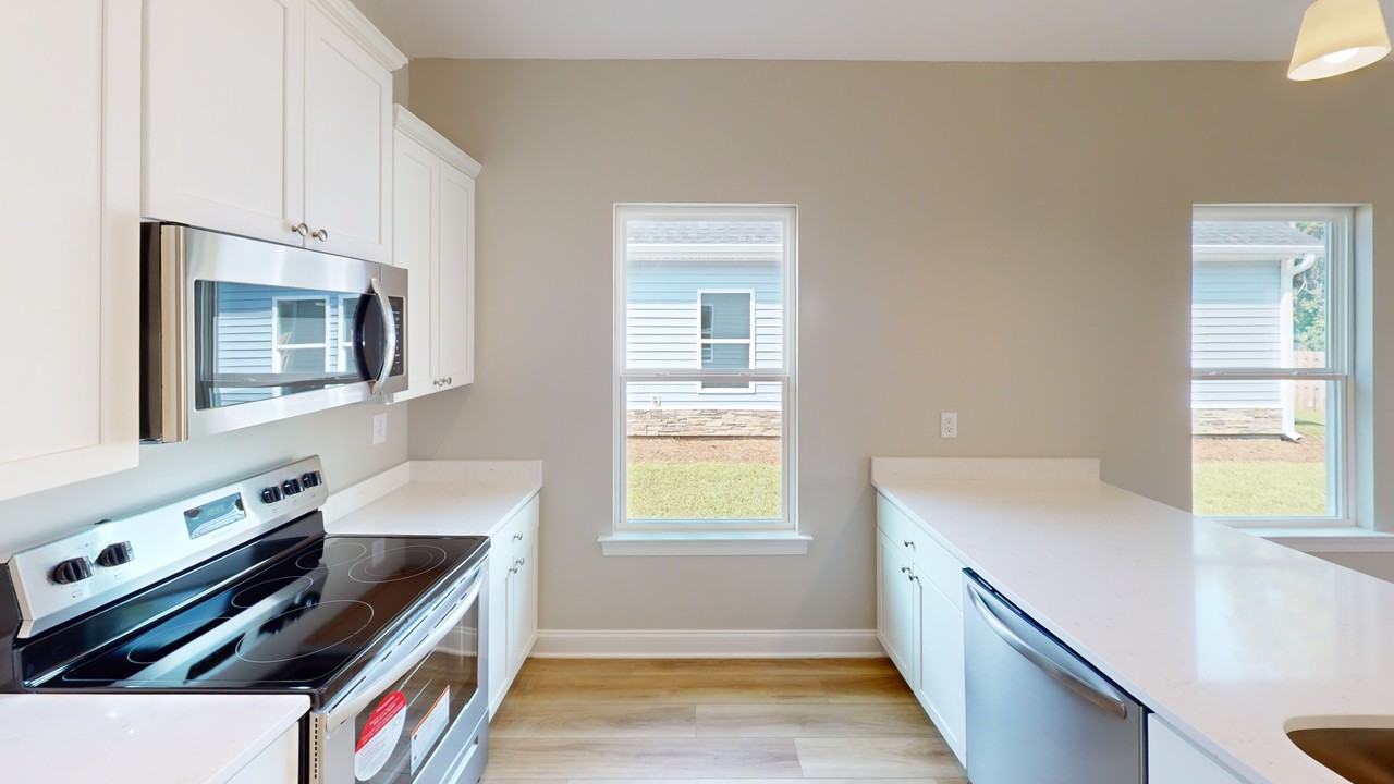 1012 Moen Loop - Photo 7 of 22