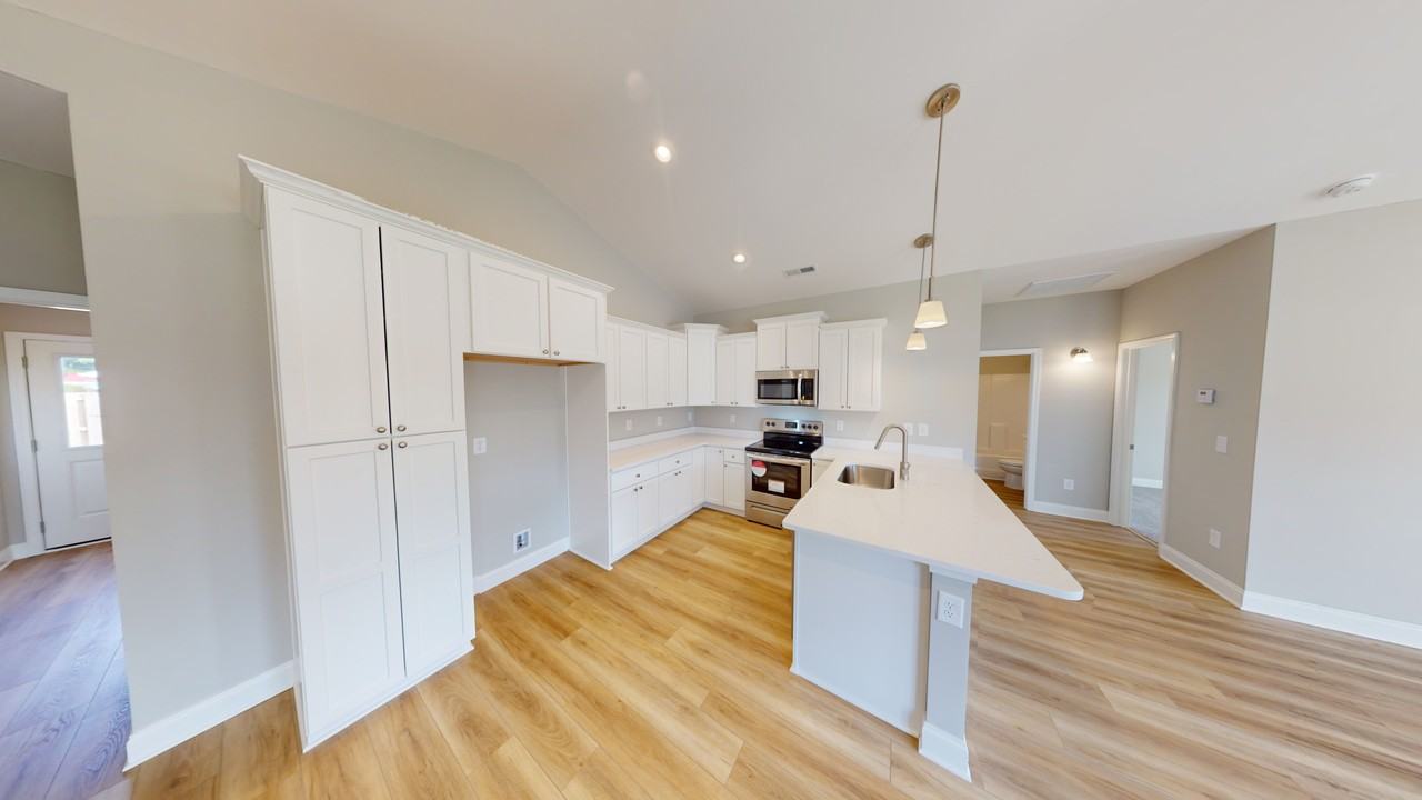 1044 Moen Loop - Photo 7 of 16