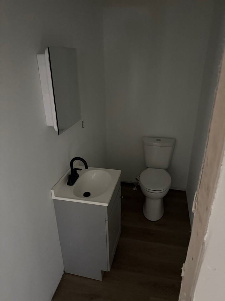 433 Pennsylvania Ave - Photo 7 of 22