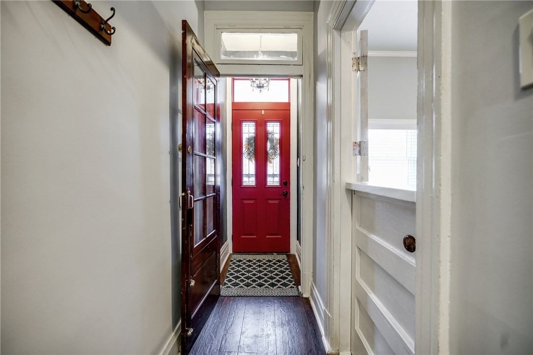 276 46th St - Photo 2 of 26