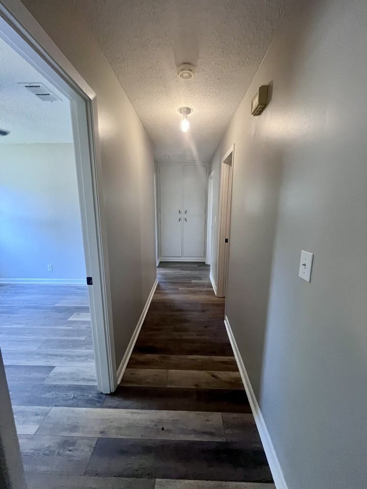 609 Hemlock St - Photo 4 of 17