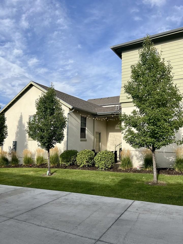 4626 W Serendipity Way - Photo 3 of 30