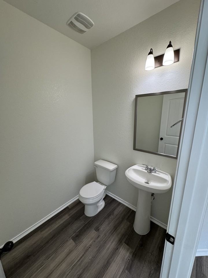 1303 Adam Ln #1 - Photo 5 of 35