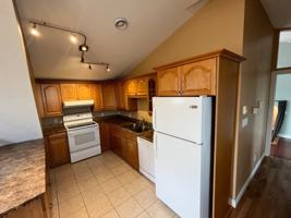 featured image of 152 Wesley St #3