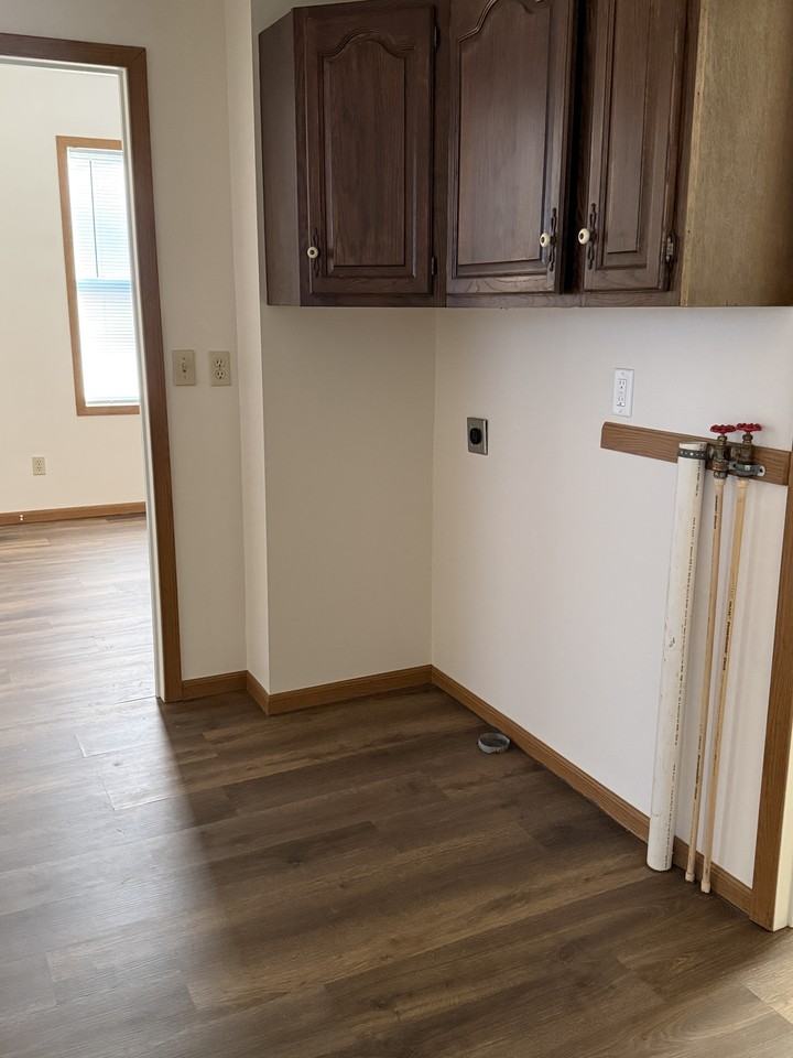 310 N Goethe Ave #1 - Photo 4 of 7