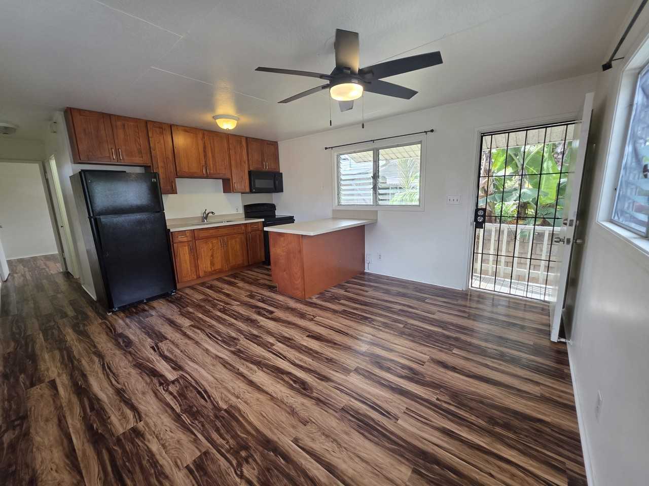 255 Maluniu Ave #3 - Photo 4 of 10