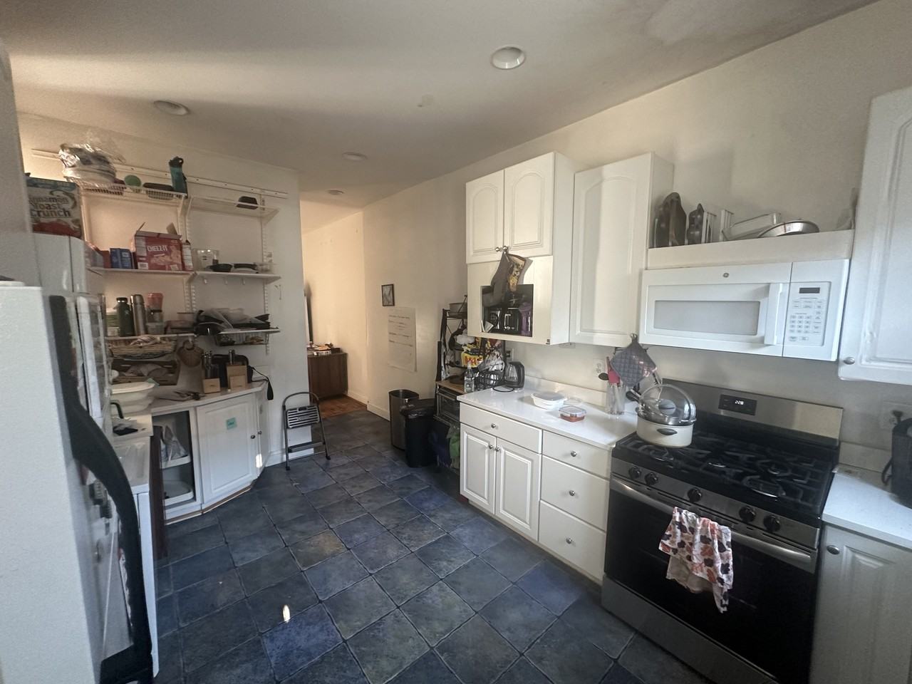 1450 Newton St Nw #4 - Photo 2 of 3