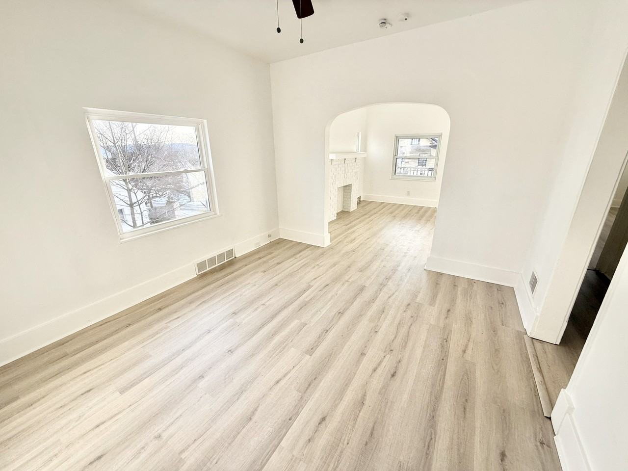 2413 Milburn St #1 - Photo 4 of 13