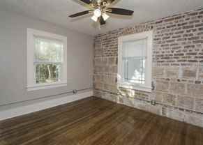 3307 Webster St - Photo 1 of 1