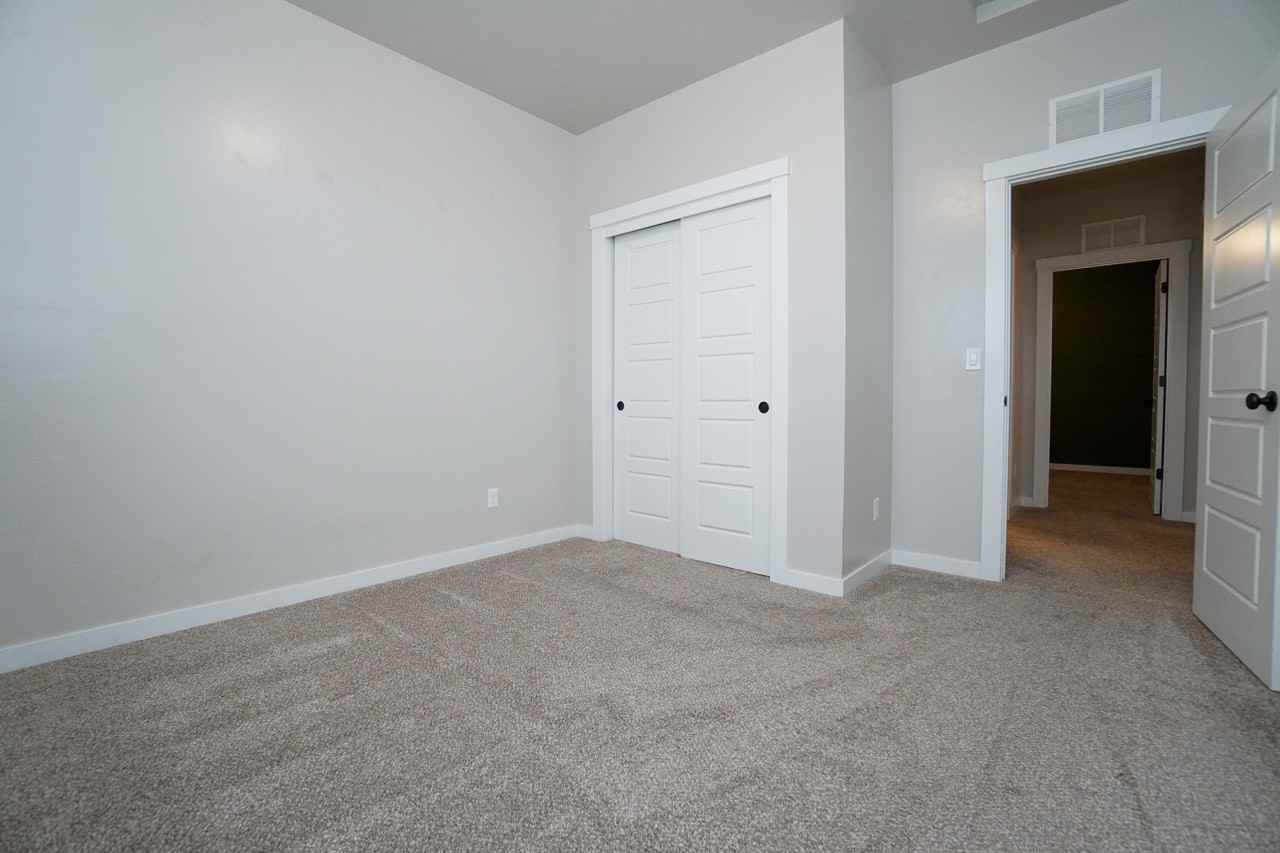 1187 W Davenport St #1 - Photo 5 of 31